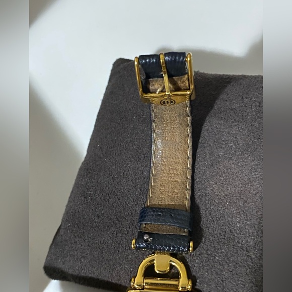 Gucci Vintage Horsebit watch - Picture 3 of 8